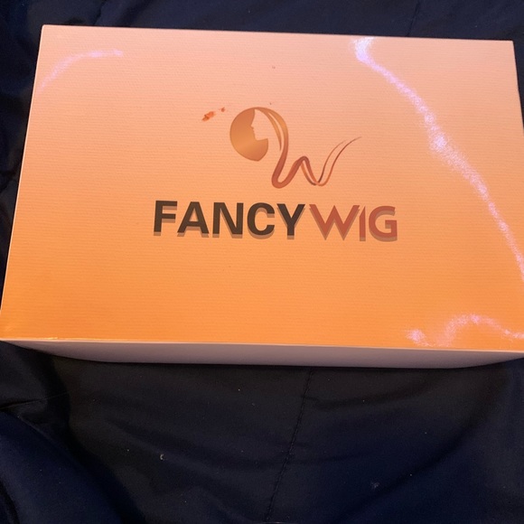 Synthetic black pixie cute low bang wig - Picture 5 of 5